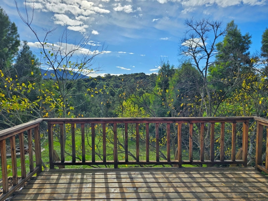 To Let 1 Bedroom Property for Rent in Hoekwil Western Cape
